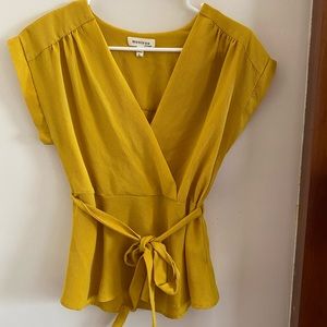 Monteau blouse with waist belt tie women’s Large